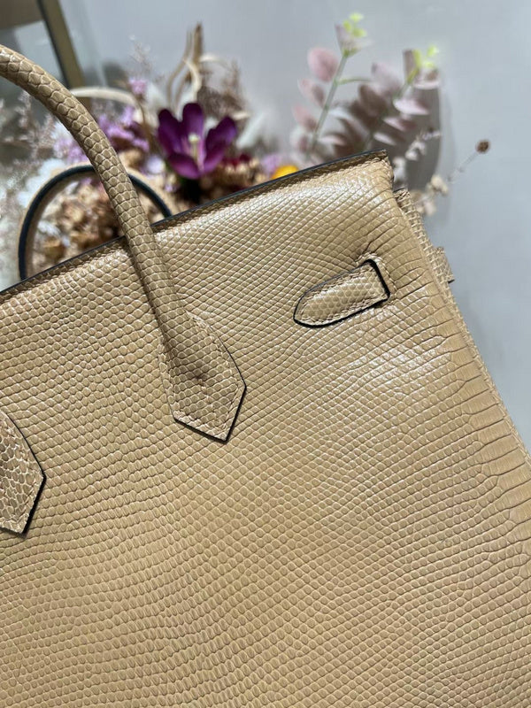 PHA - HMS Bags - 830