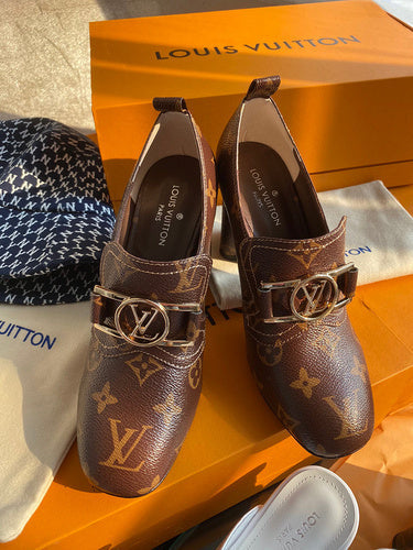 Louis Vuittion Luxury Shoes