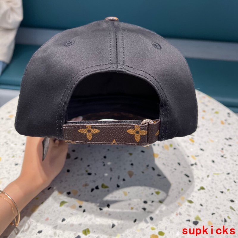Louis Vuitton Luxury Cap