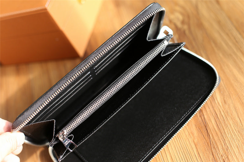 I W Fashion Lu-Vi bags - 10879