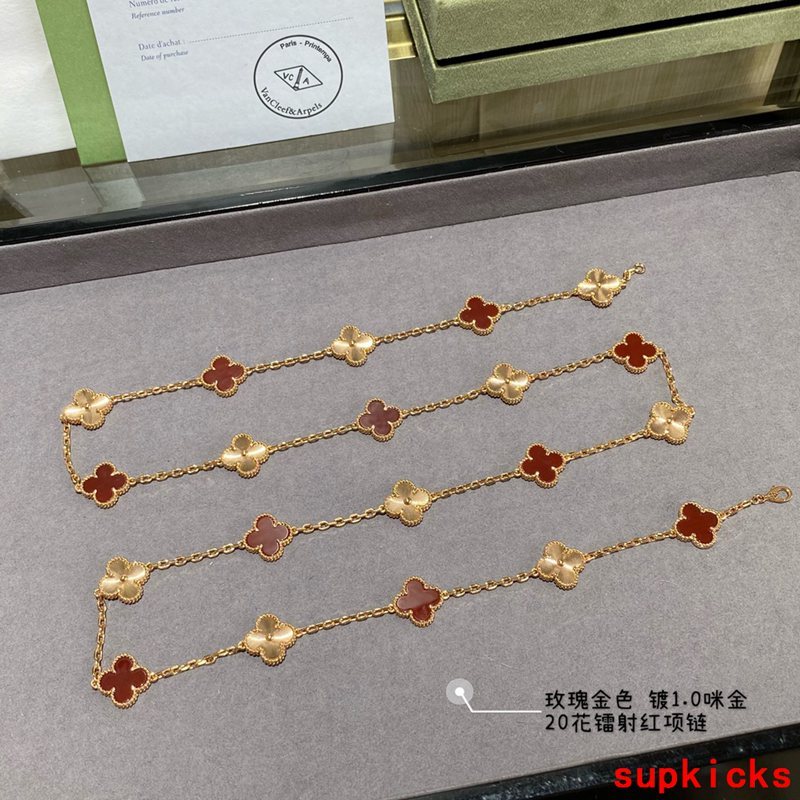 Van Cleef & Arples Jewelry