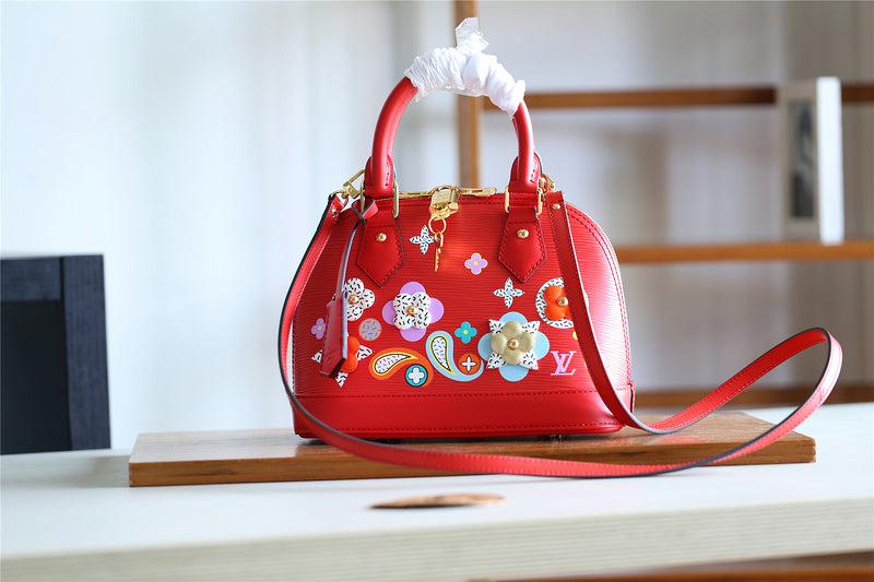 I W Fashion Lu-Vi bags - 8258