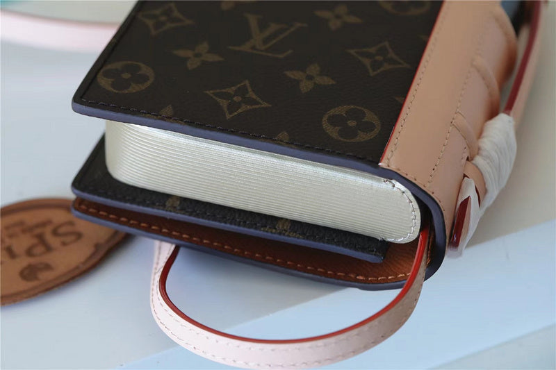 I W Fashion Lu-Vi bags - 8798