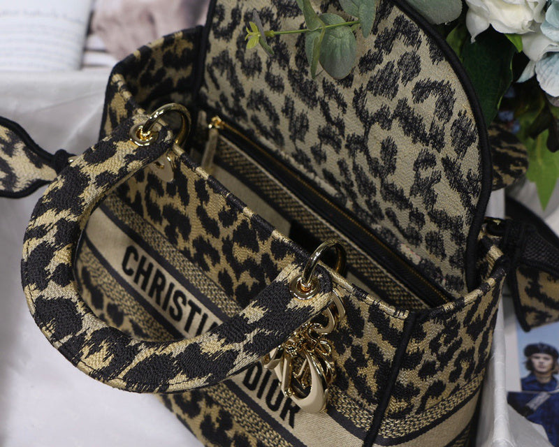 ENT - DOR Bags - 561