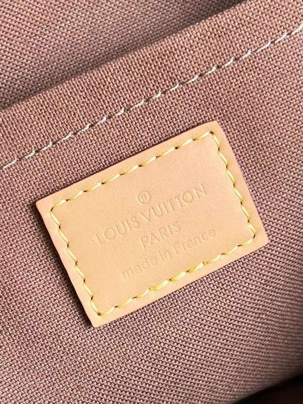LOV2 Bags - Luxurious Bags  584
