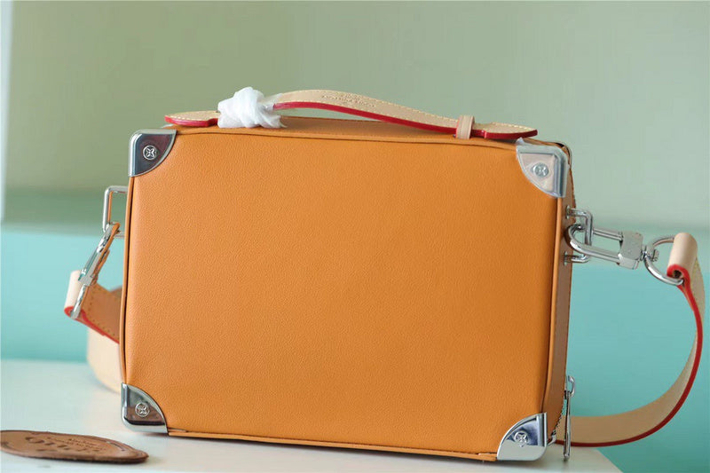 I W Fashion Lu-Vi bags - 10263