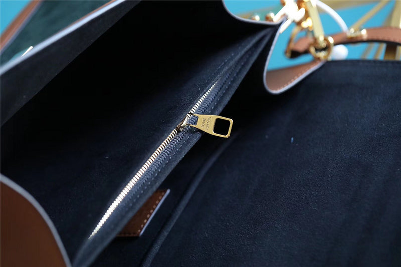 I W Fashion Lu-Vi bags - 8120