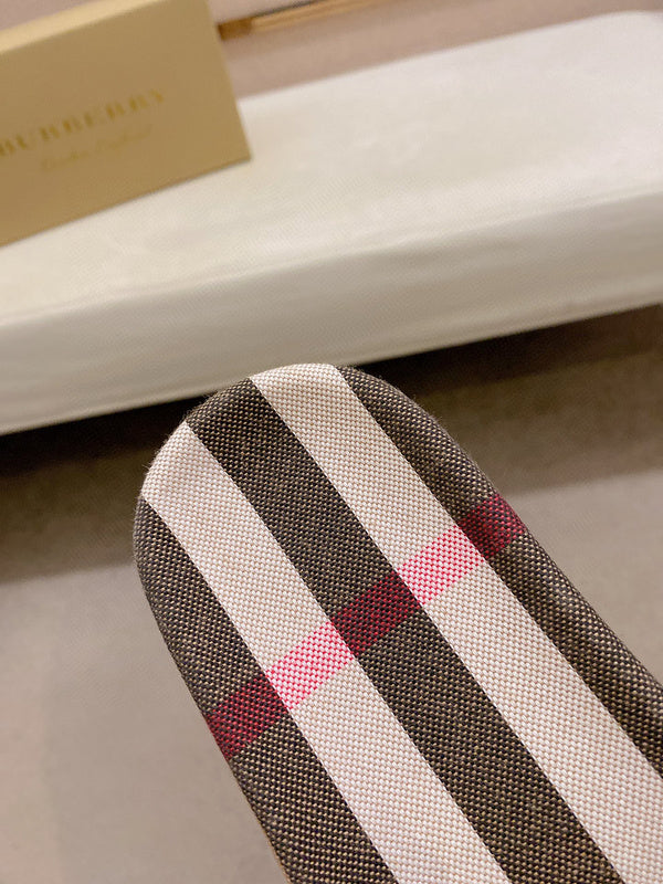 Burberry Luxury Shoes