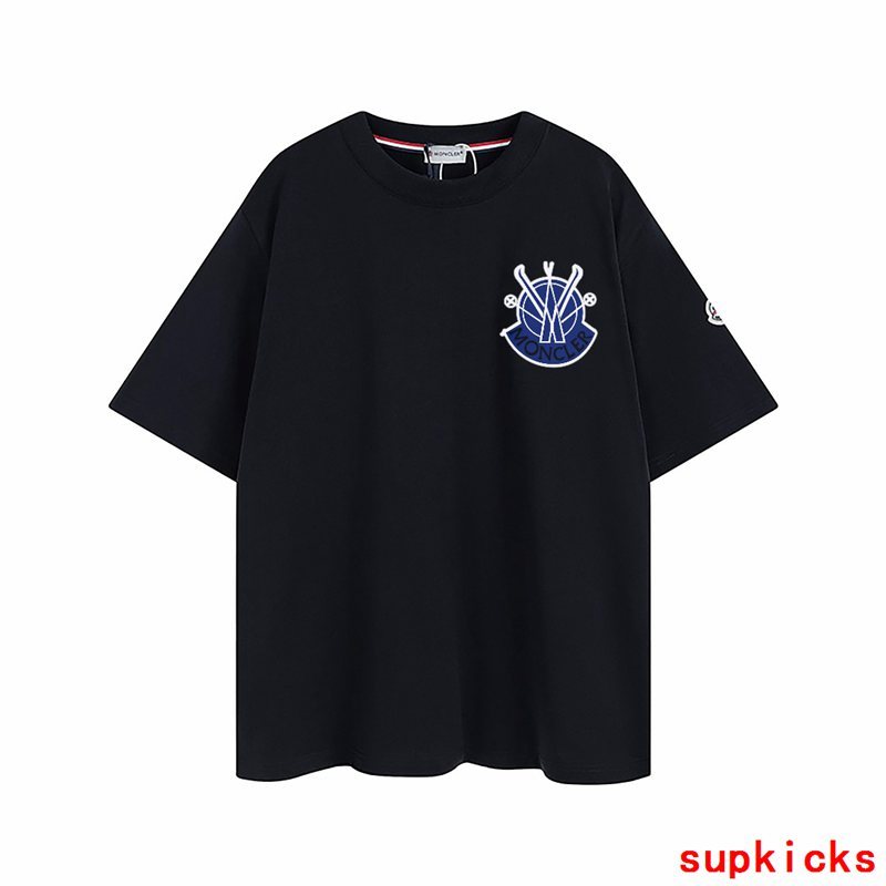 Moncler Luxury Cloth