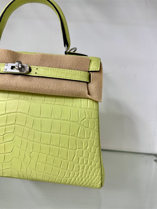 PHA - HMS Bags - 687