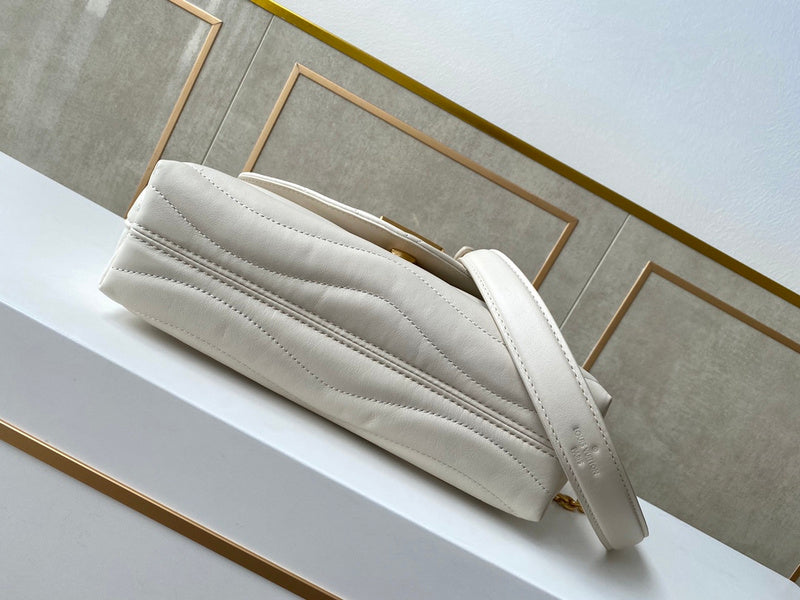 I W Fashion Lu-Vi bags - 17301