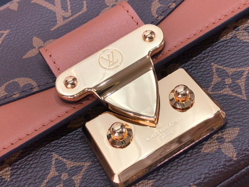 I W Fashion Lu-Vi Bags - 16720