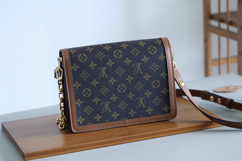 I W Fashion Lu-Vi bags - 8141