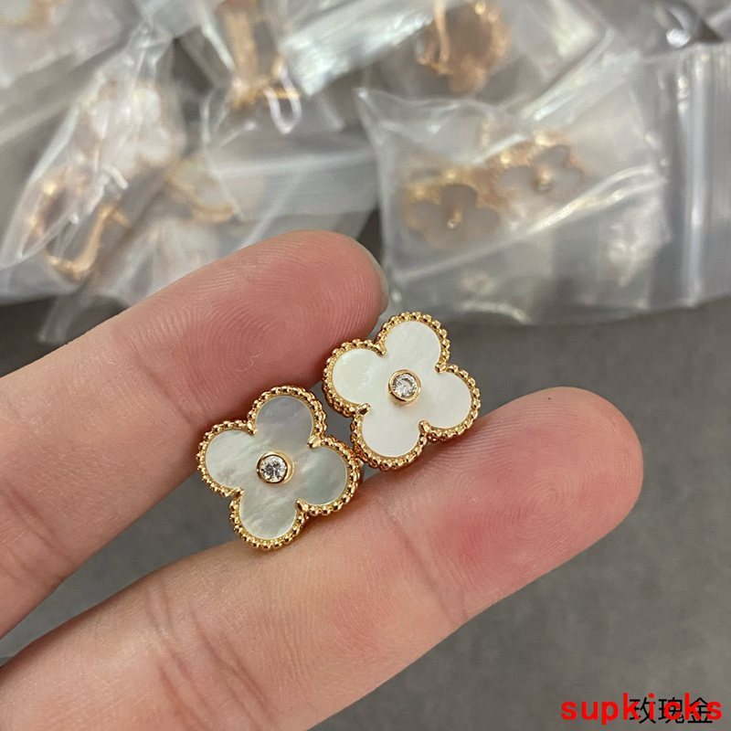 Van Cleef & Arples Jewelry