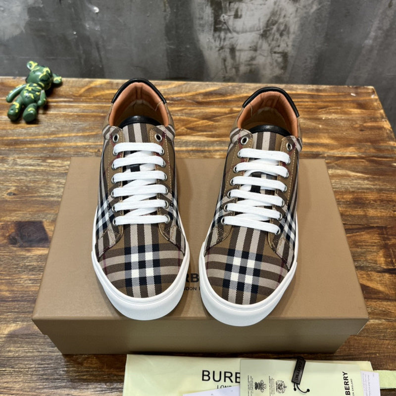 Burberry Luxury Shoes