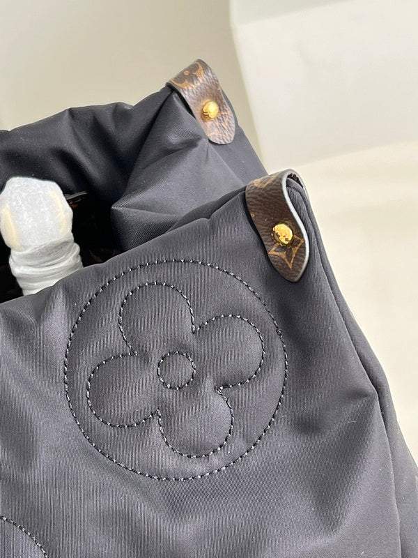 I W Fashion Lu-Vi bags - 17260
