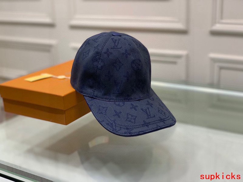 Louis Vuitton Luxury Cap