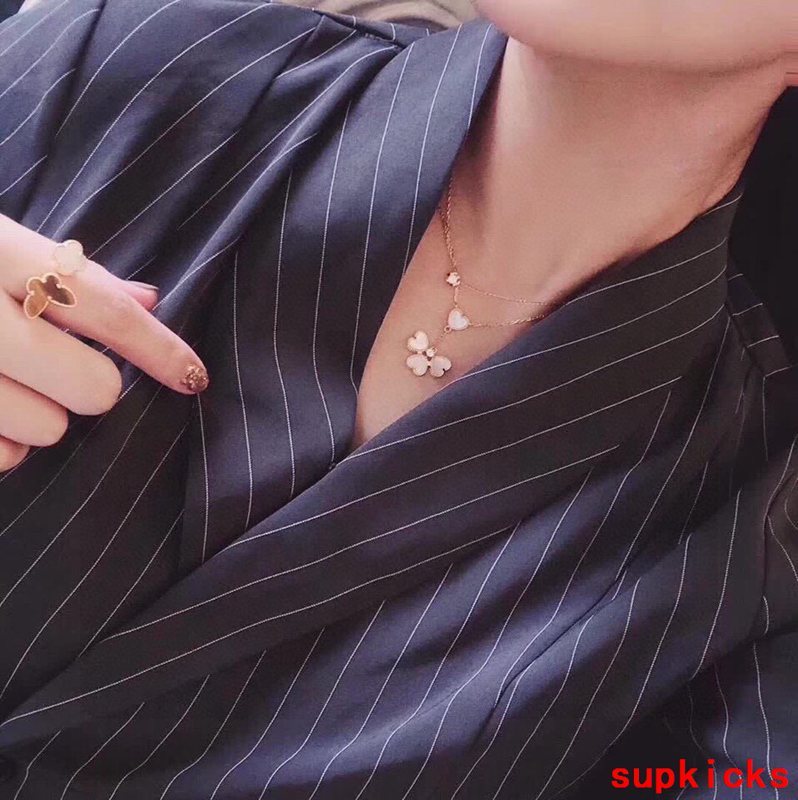 Van Cleef & Arples Jewelry