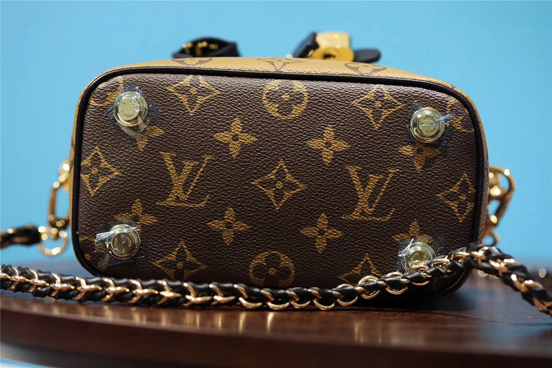 I W Fashion Lu-Vi bags - 8605