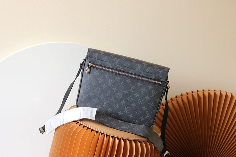 I W Fashion Lu-Vi bags - 17191