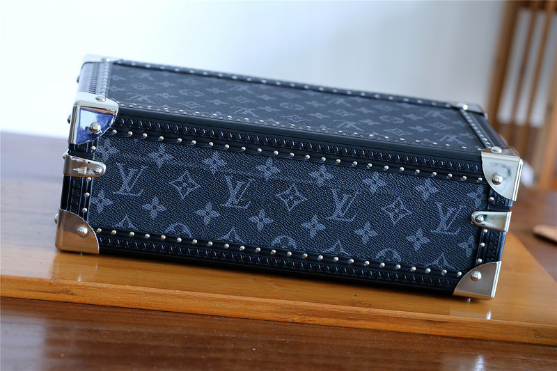 I W Fashion Lu-Vi bags - 11358