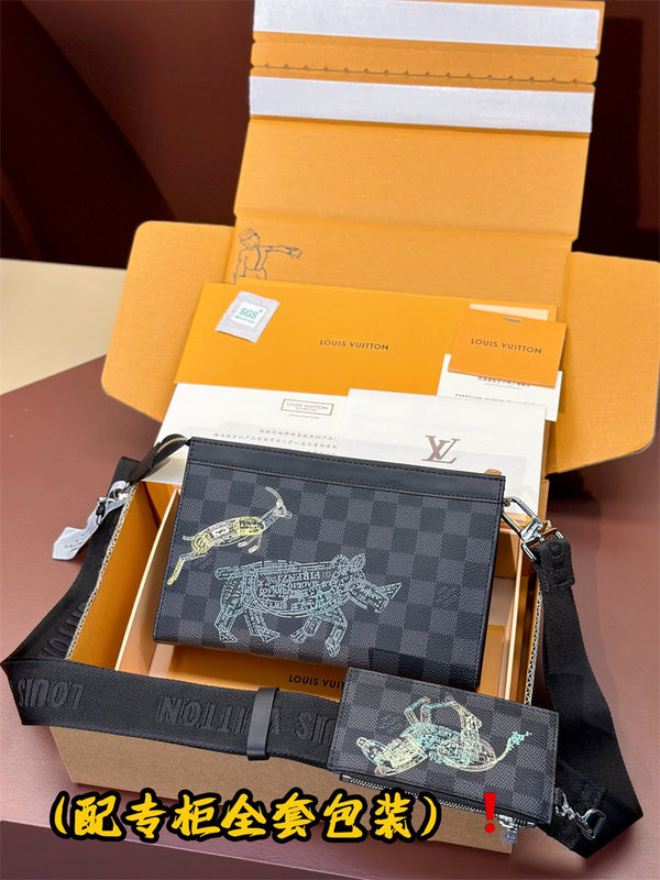 PHA - LOV Bags - 079