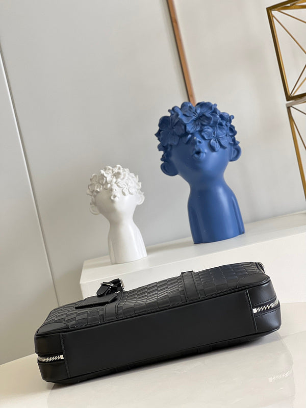 I W Fashion Lu-Vi Bags - 16984