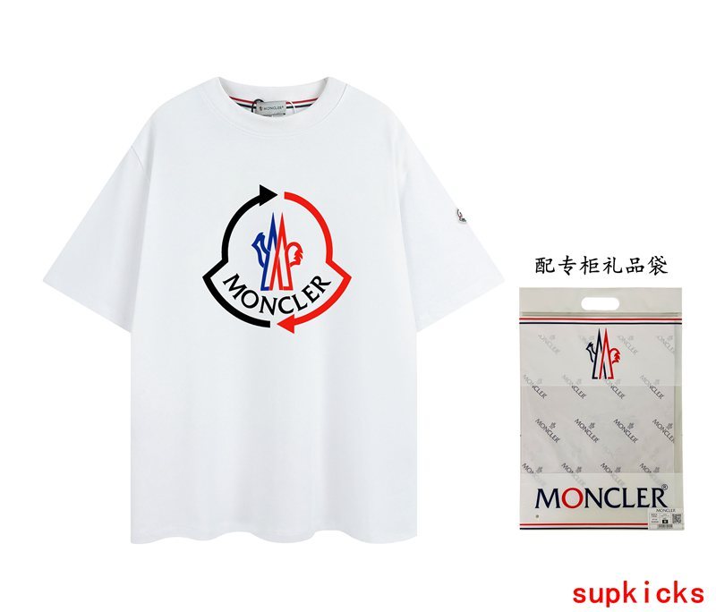 Moncler Luxury Cloth