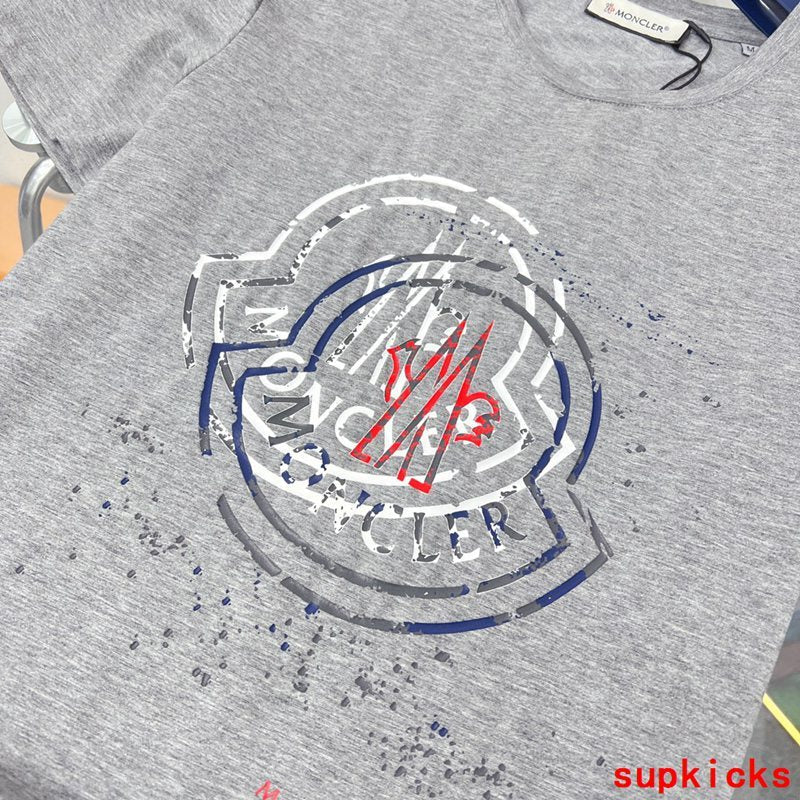 Moncler Luxury Cloth