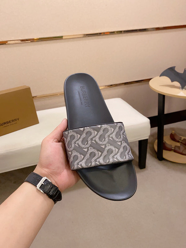 Burberry Luxury Shoes