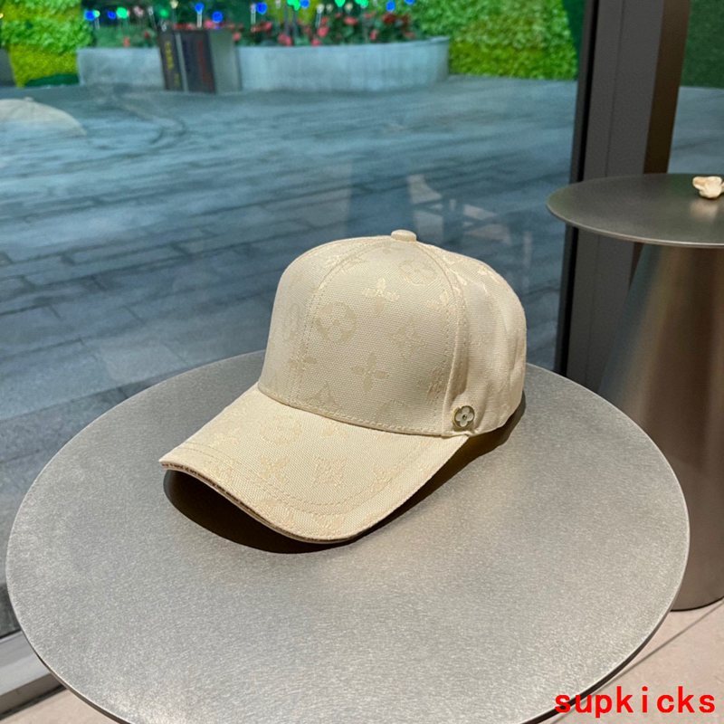Louis Vuitton Luxury Cap
