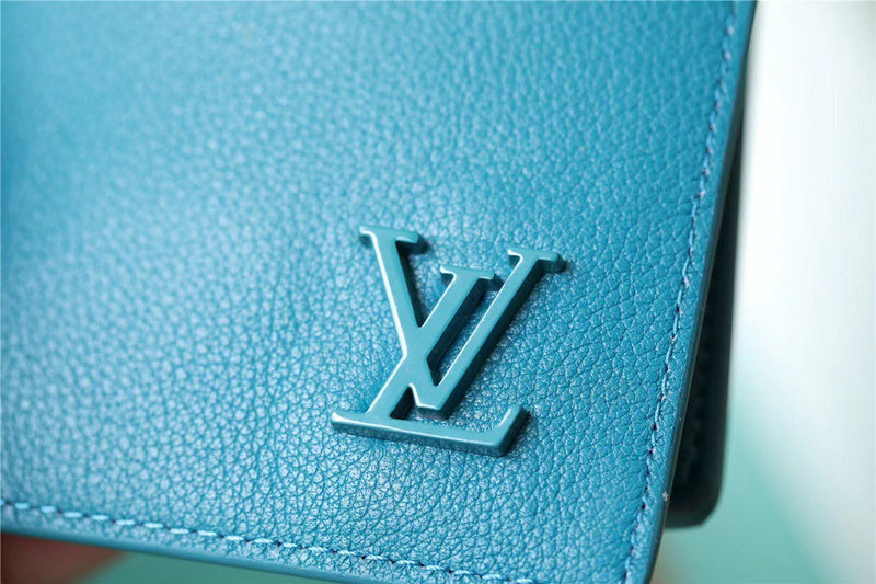 I W Fashion Lu-Vi bags - 10740