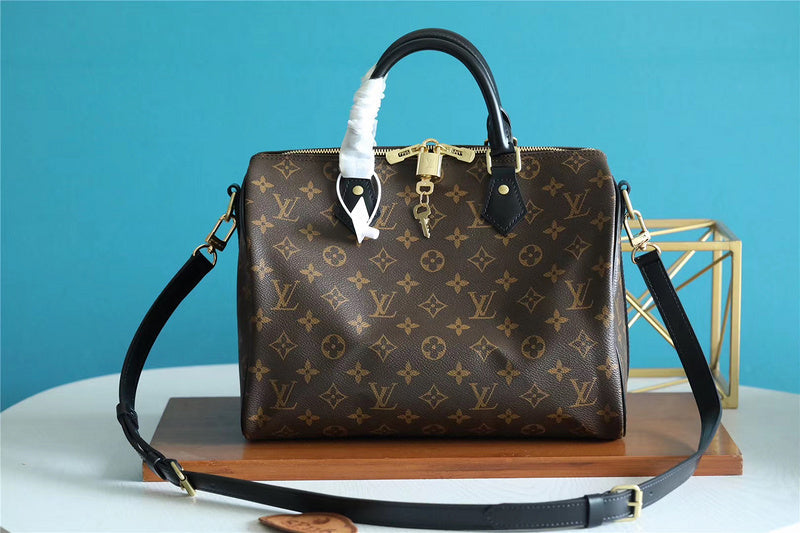 I W Fashion Lu-Vi bags - 8159