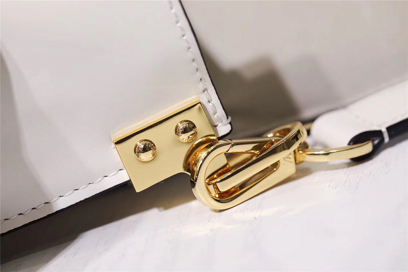 I W Fashion Lu-Vi bags - 8129