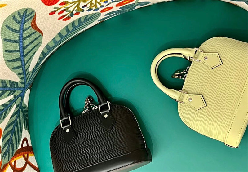 PHA - LOV Bags - 470
