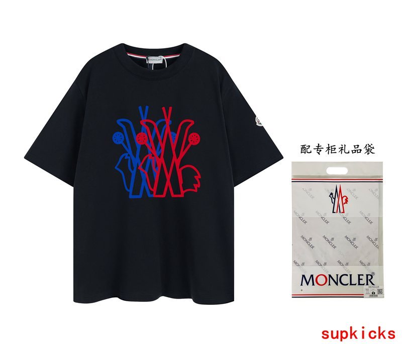 Moncler Luxury Cloth