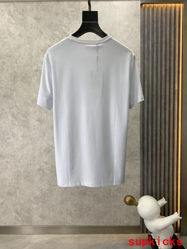 Moncler Luxury Cloth