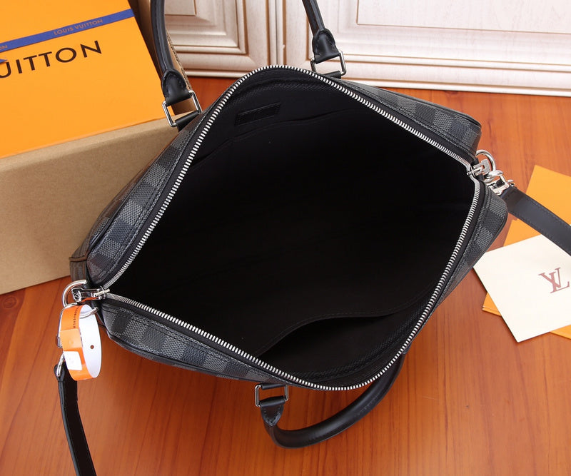I W Fashion Lu-Vi bags - 17693