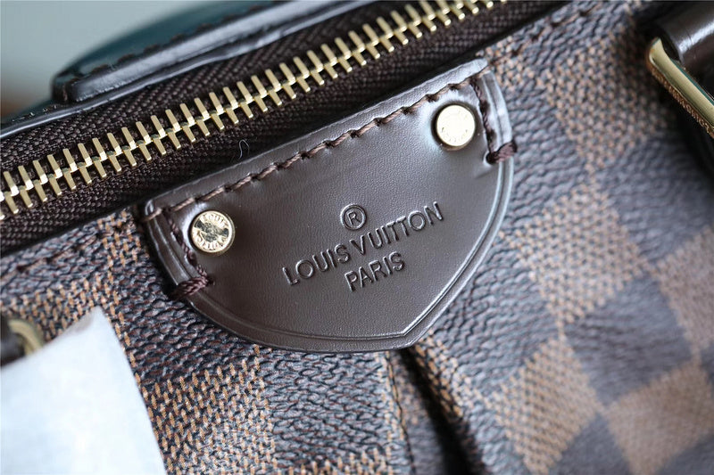 I W Fashion Lu-Vi bags - 8016