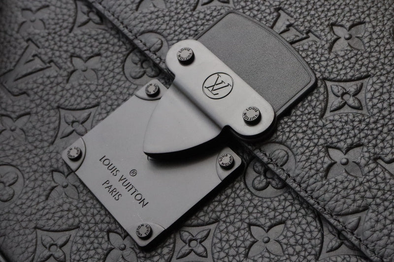 I W Fashion Lu-Vi Bags - 16761