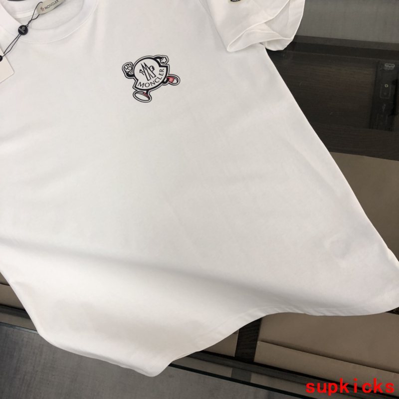 Moncler Luxury Cloth