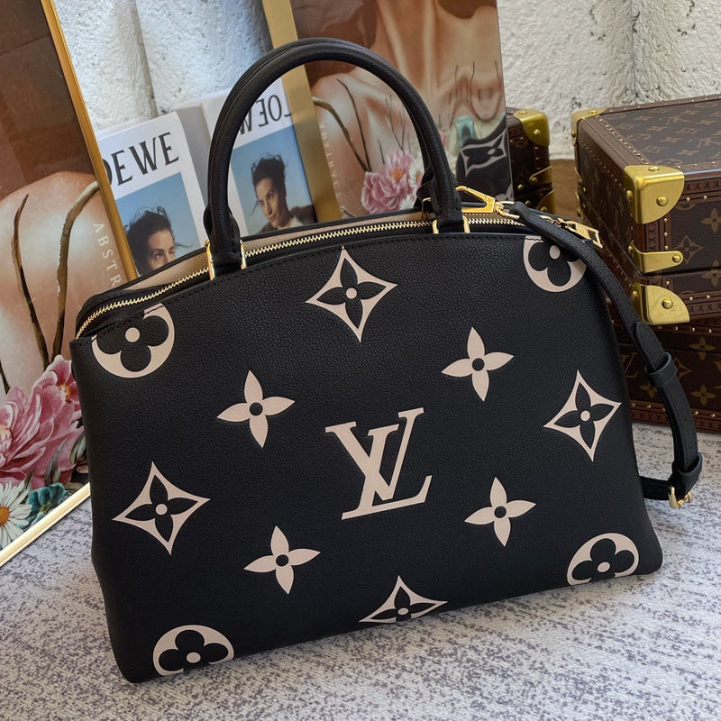 LOV2 Bags - Luxurious Bags  850