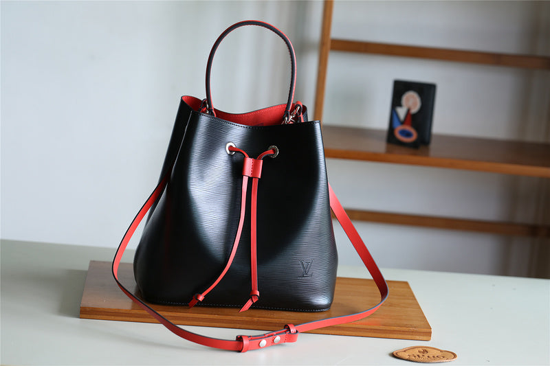 I W Fashion Lu-Vi bags - 8567