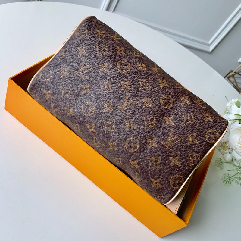 LOV2 Bags - Luxurious Bags  2663