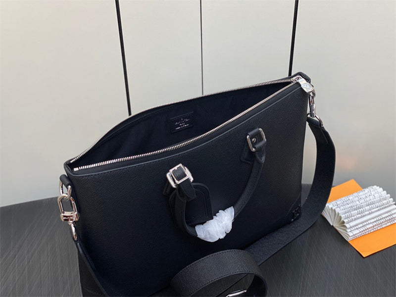 PHA - LOV Bags - 422