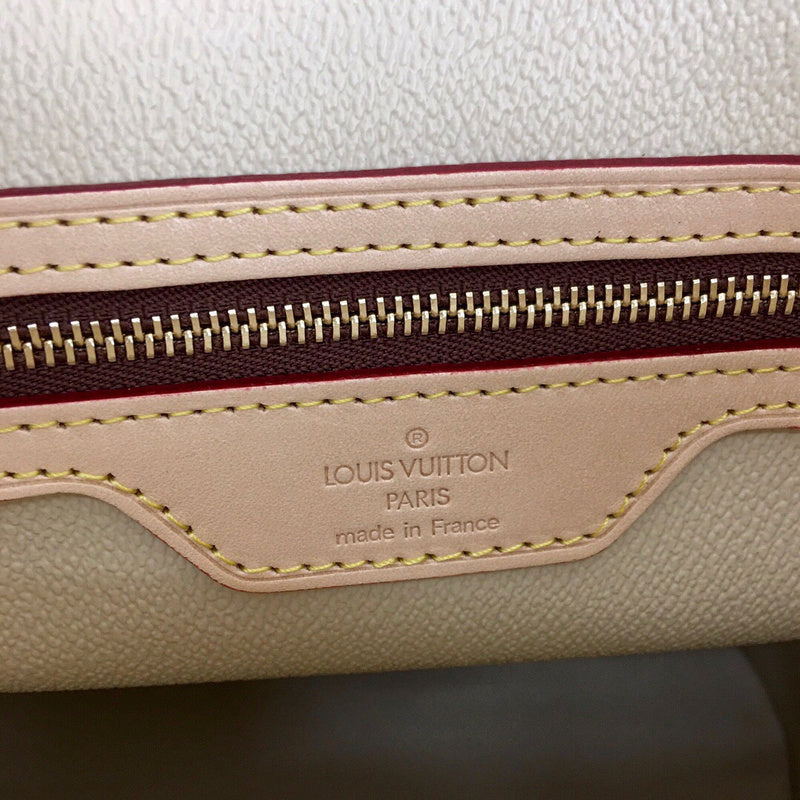 LOV2 Bags - Luxurious Bags  372