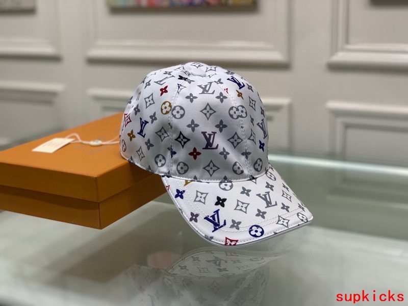 Louis Vuitton Luxury Cap