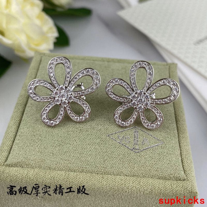 Van Cleef & Arples Jewelry
