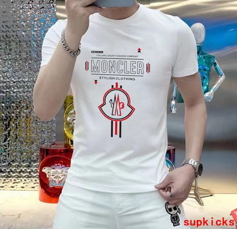 Moncler Luxury Cloth