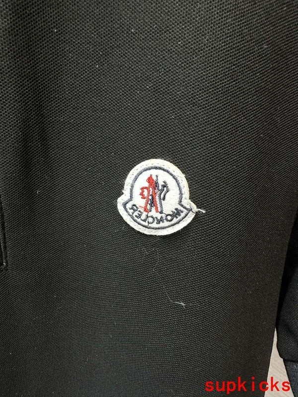 Moncler Luxury Cloth